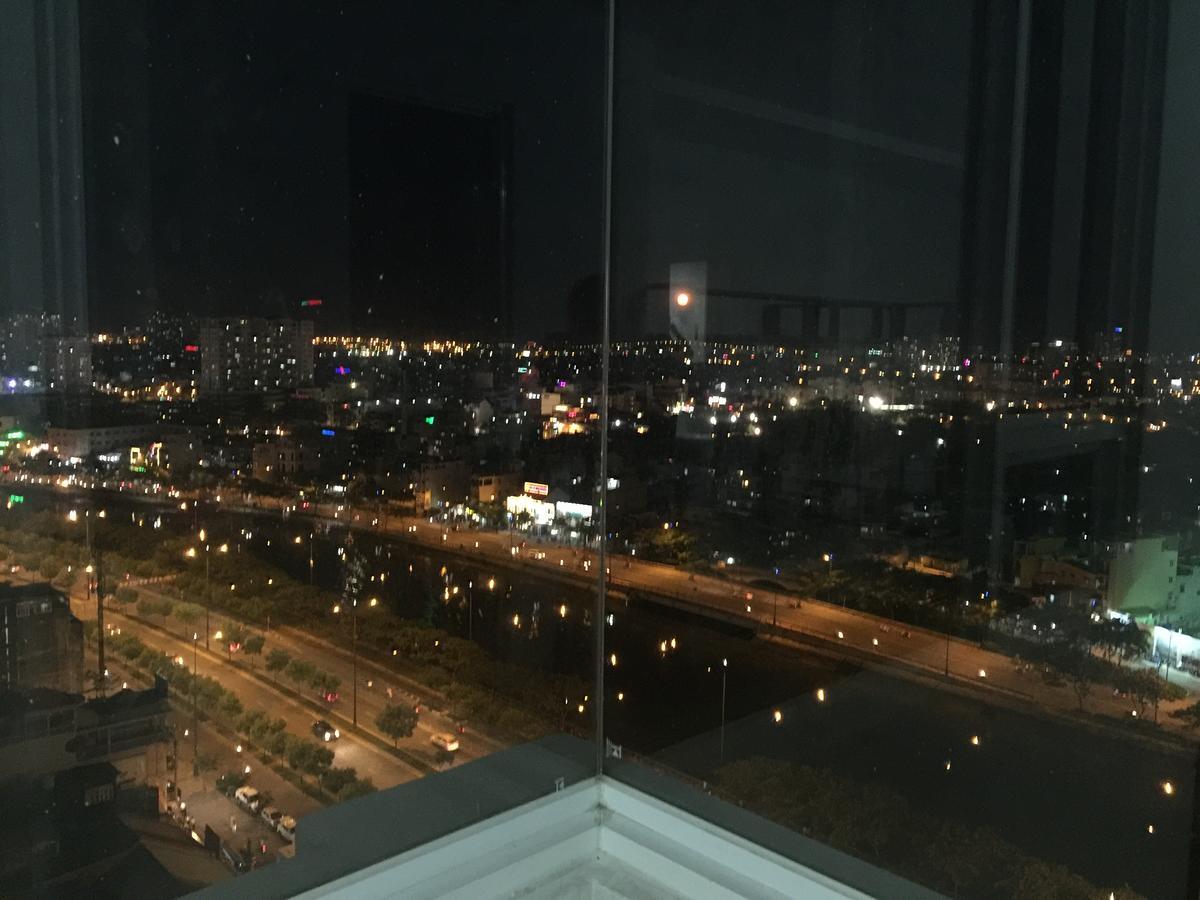 הו צ'י מין סיטי Sky Center Hostel מראה חיצוני תמונה